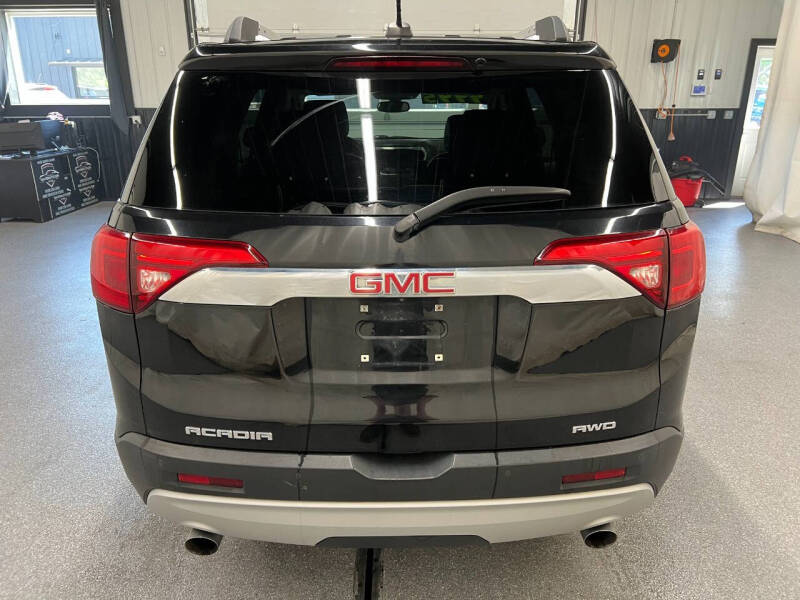 2017 GMC Acadia SLT-1