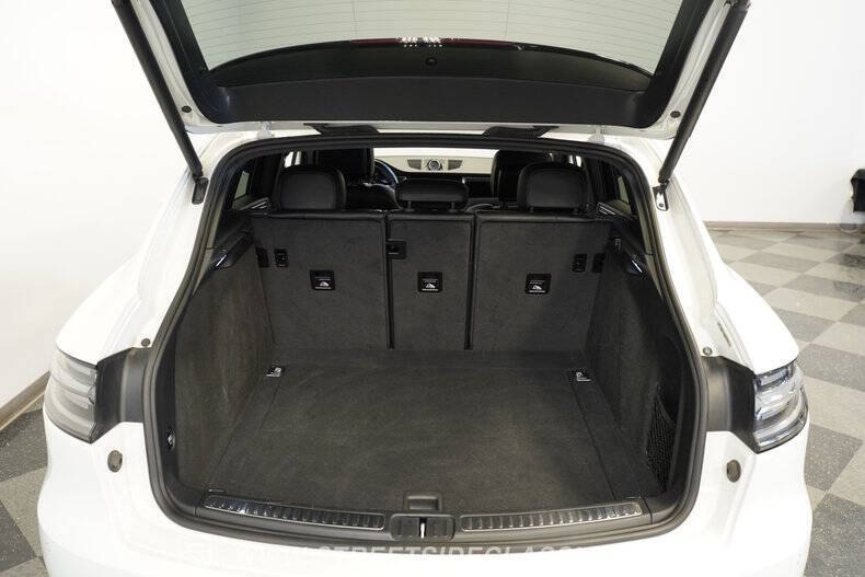 2019 Porsche Macan