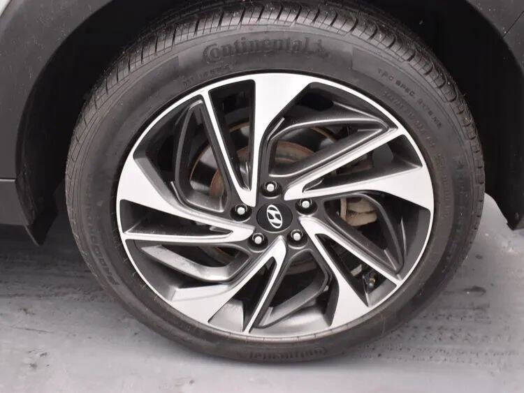 2020 Hyundai Tucson Sport