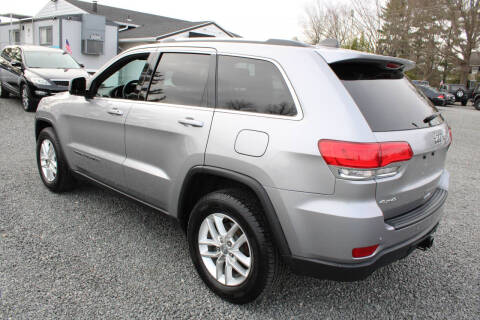 2017 Jeep Grand Cherokee Laredo