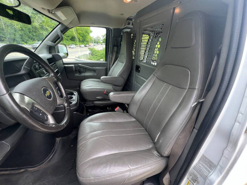 2019 Chevrolet Express 2500