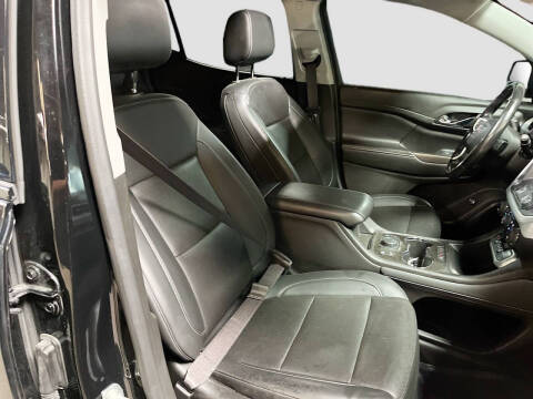 2022 GMC Acadia SLT