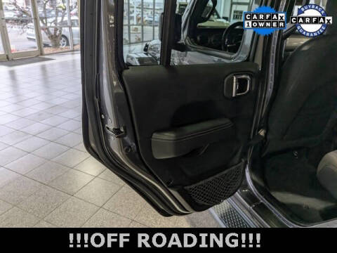 2022 Jeep Gladiator Overland