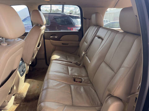 2011 Chevrolet Suburban LT
