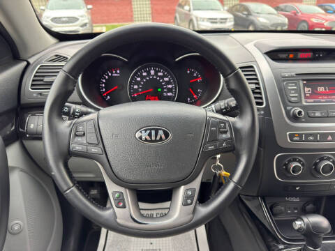 2015 Kia Sorento LX