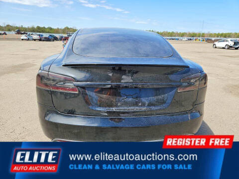 2013 Tesla Model S Performance