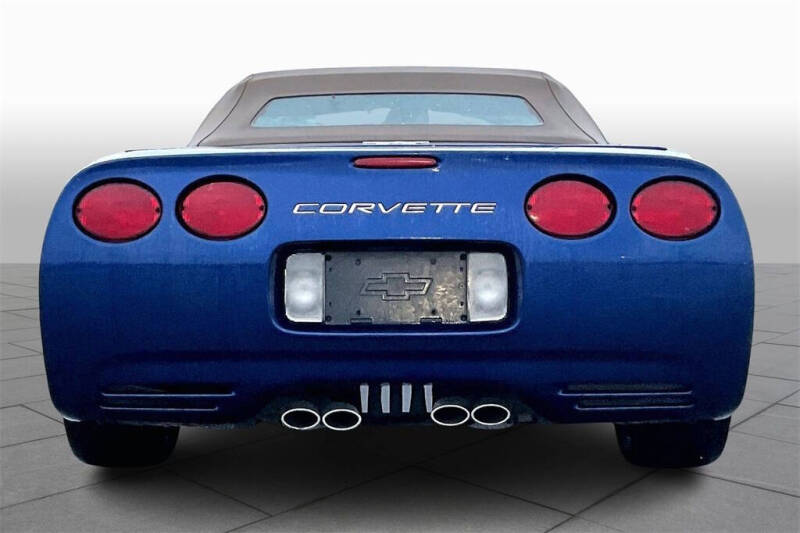 2004 Chevrolet Corvette