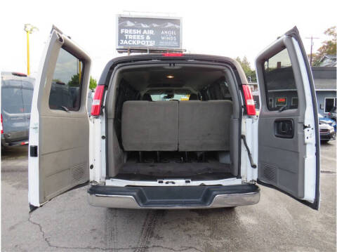 2020 Chevrolet Express LT 2500