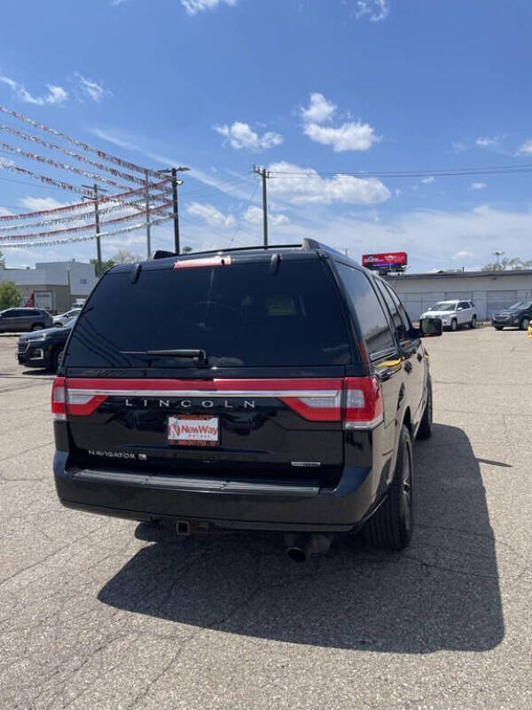 2017 Lincoln Navigator Select