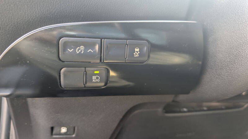 2017 Toyota Prius One