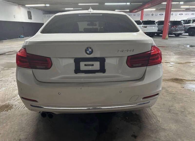 2016 BMW 3 Series 328i