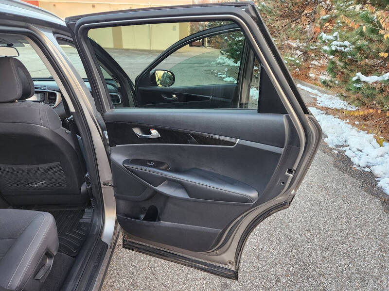 2016 Kia Sorento LX V6