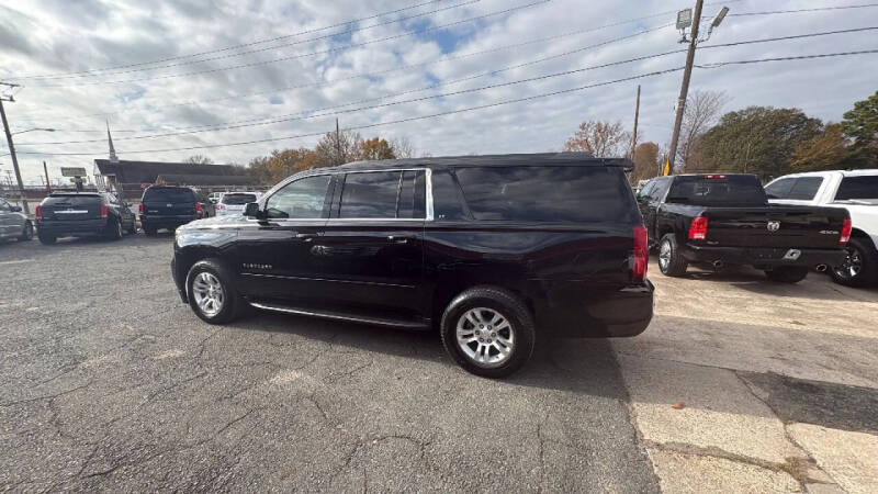 2017 Chevrolet Suburban LT