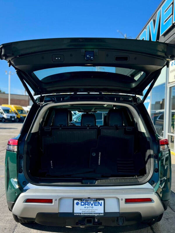 2022 Nissan Pathfinder Platinum