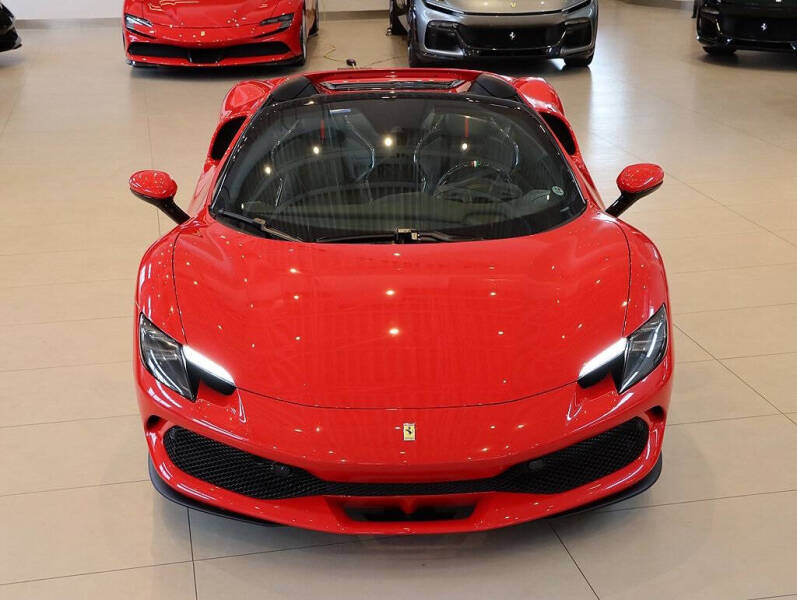 2024 Ferrari 296 GTS