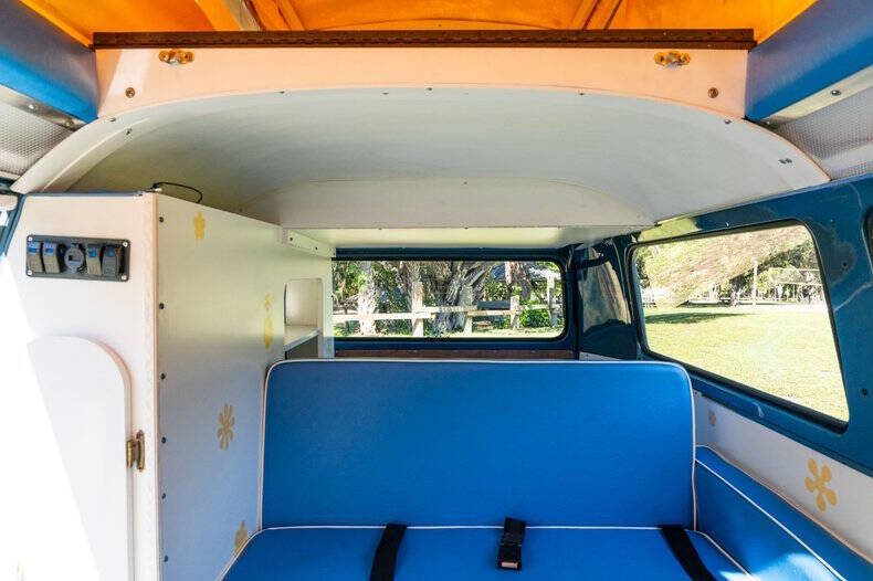 1973 Volkswagen Bus