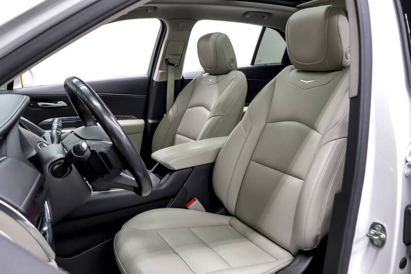 2020 Cadillac XT4 Luxury