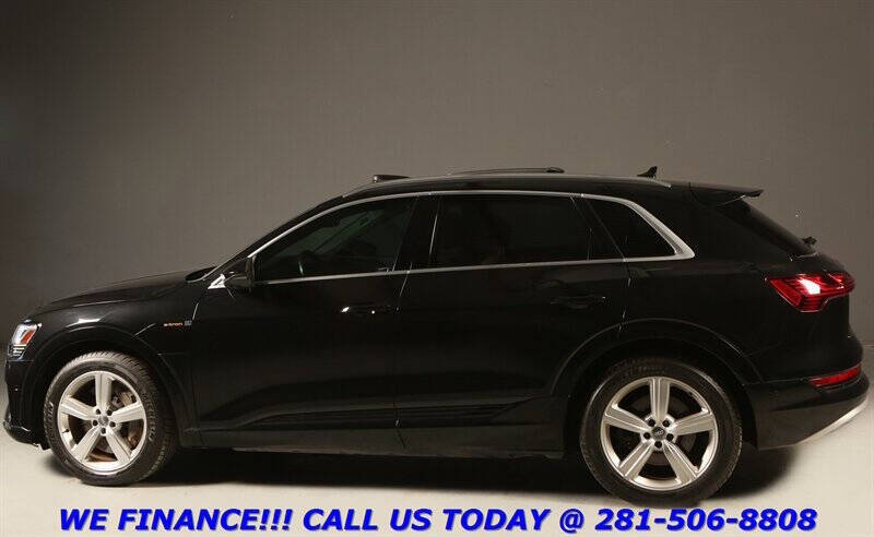 2019 Audi e-tron quattro Premium Plus