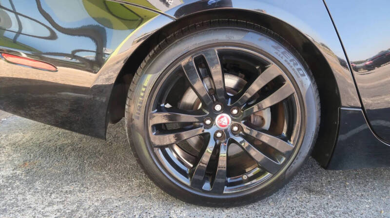 2017 Jaguar XJL Portfolio