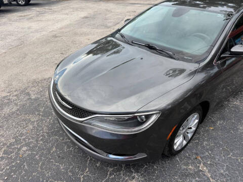 2015 Chrysler 200 C