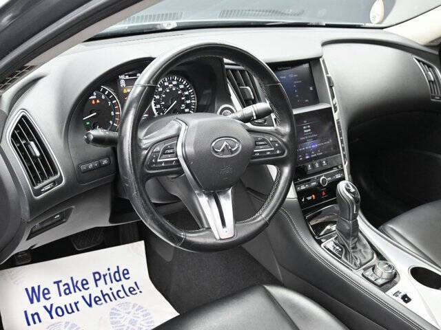 2021 Infiniti Q50 Luxe