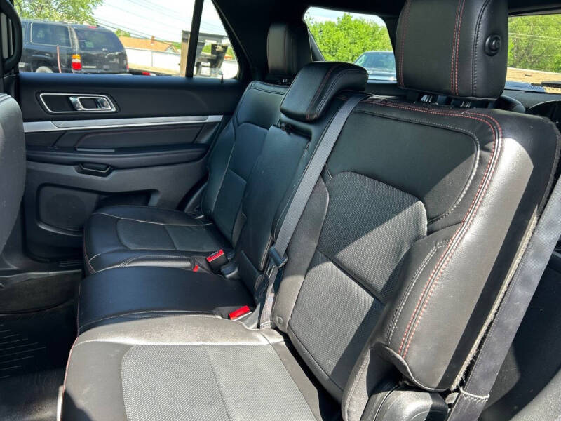 2017 Ford Explorer Sport