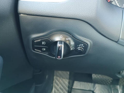 2015 Audi Q5 2.0T quattro Premium