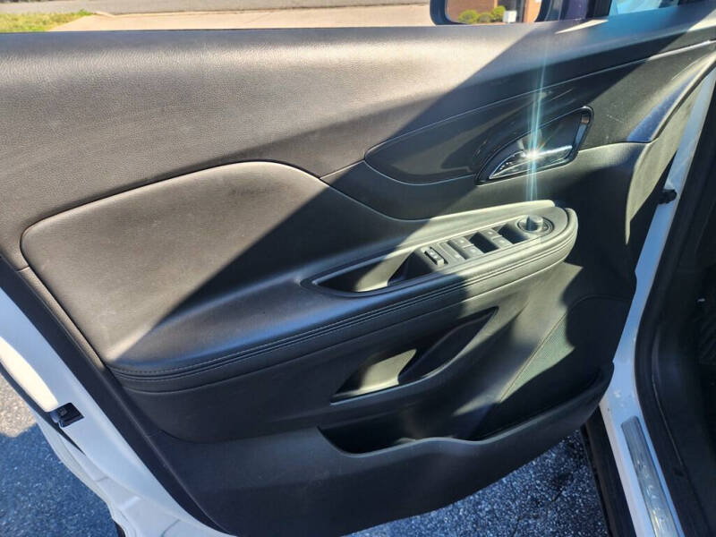 2018 Buick Encore Preferred - Photo 8