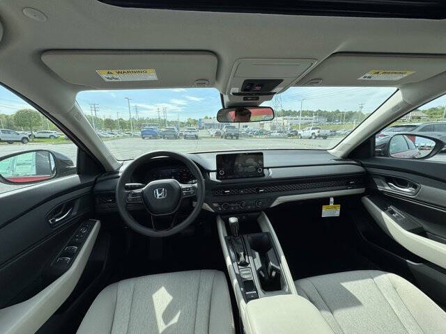 2025 Honda Accord SE