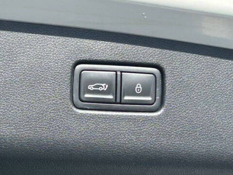 2025 Genesis GV70 2.5T Standard