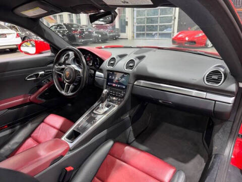 2017 Porsche 718 Cayman