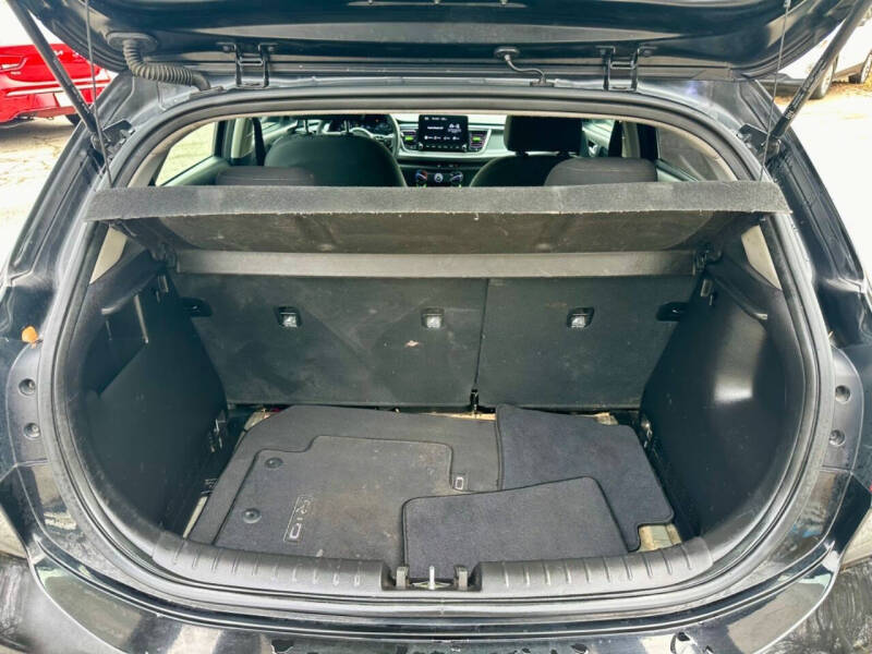 2022 Kia Rio 5-Door S