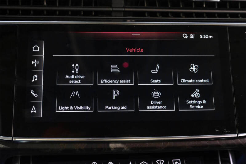 2020 Audi Q8 quattro Prestige 55 TFSI