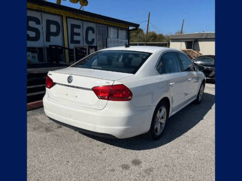 2012 Volkswagen Passat SE