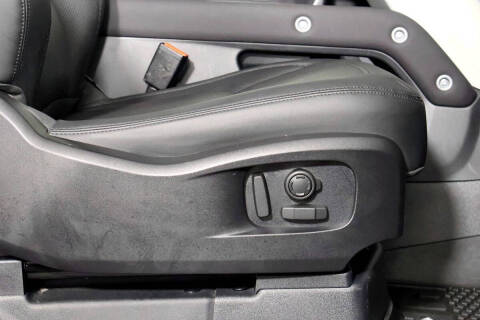 2023 Land Rover Defender 90 S