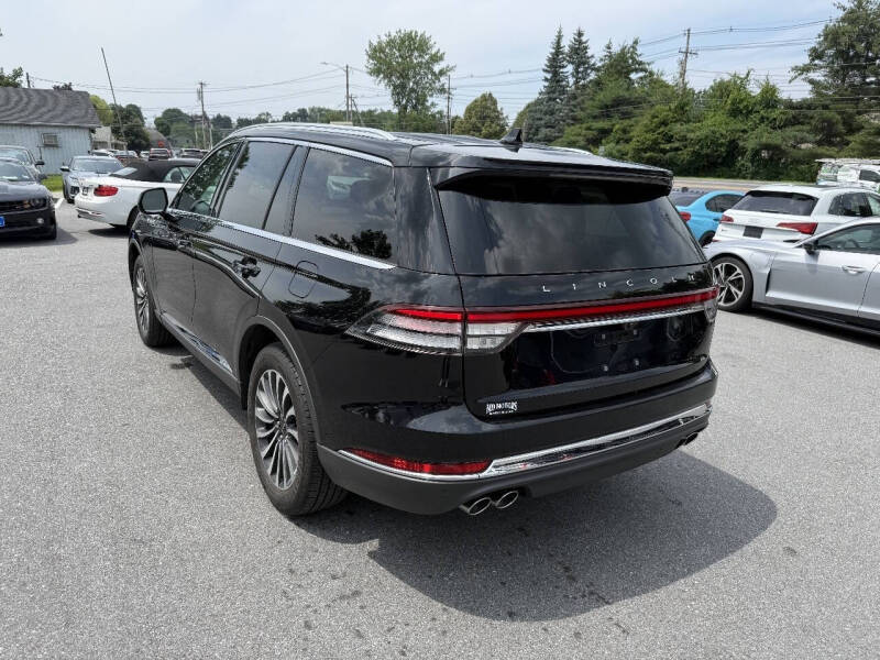 2023 Lincoln Aviator Standard