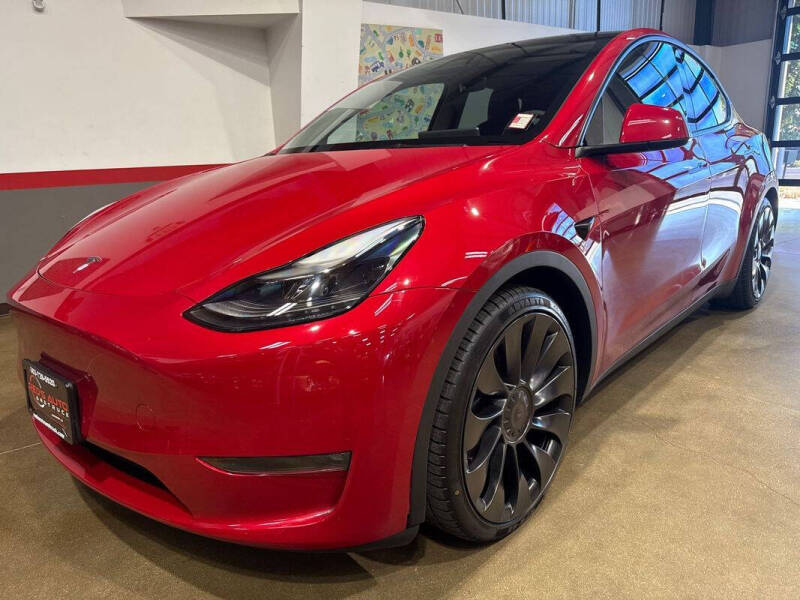 2023 Tesla Model Y Performance