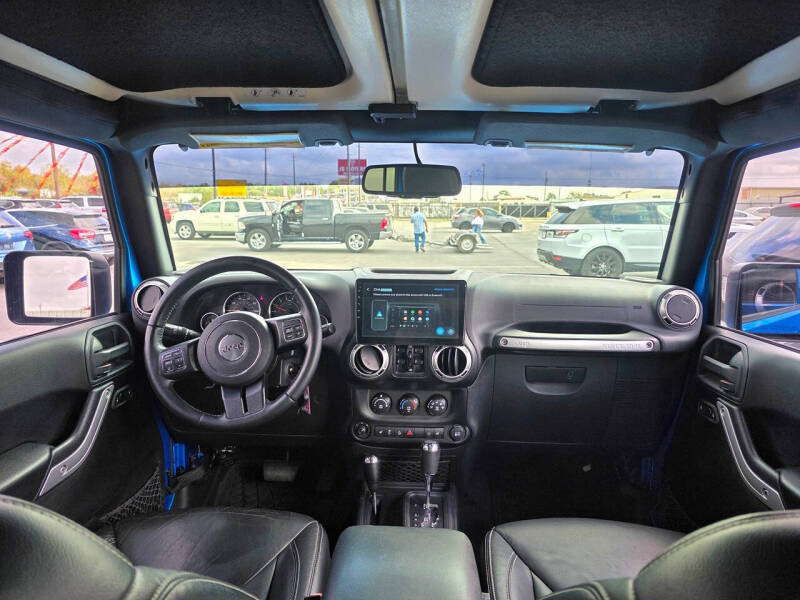 2016 Jeep Wrangler Unlimited Sahara