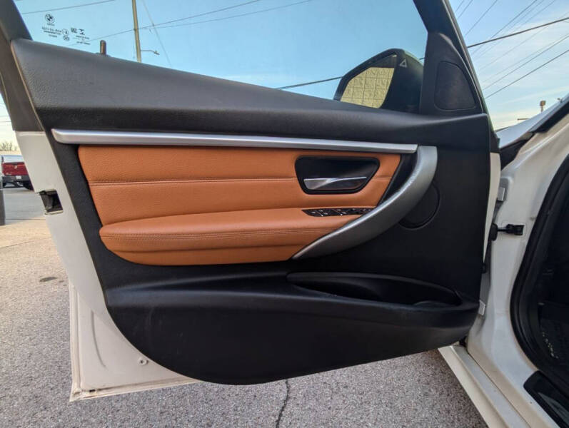 2018 BMW 3 Series 330i