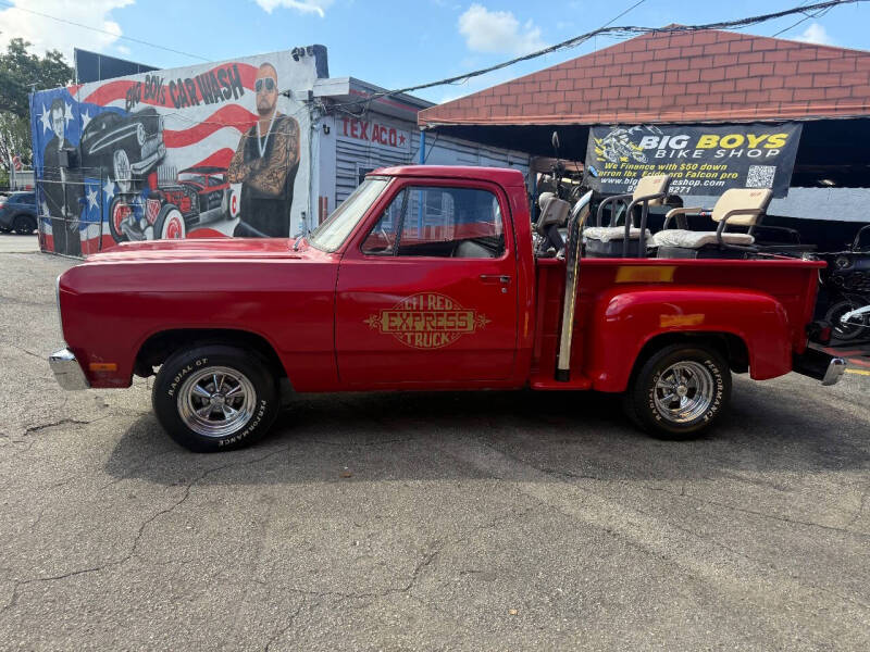 1982 Dodge Little express