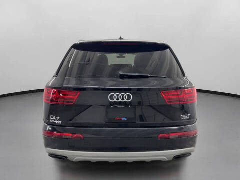 2017 Audi Q7 3.0T quattro Premium Plus