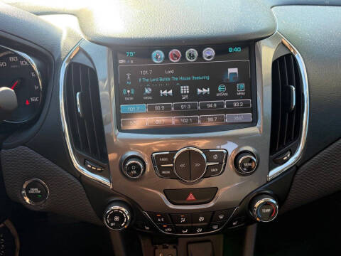 2017 Chevrolet Cruze LT Auto