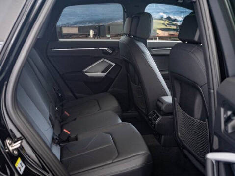 2025 Audi Q3 quattro S line Prem Plus 45 TFSI