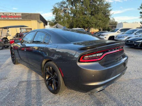 2017 Dodge Charger SXT