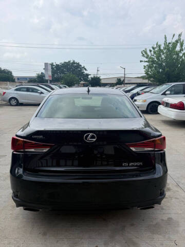 2017 Lexus IS 200t