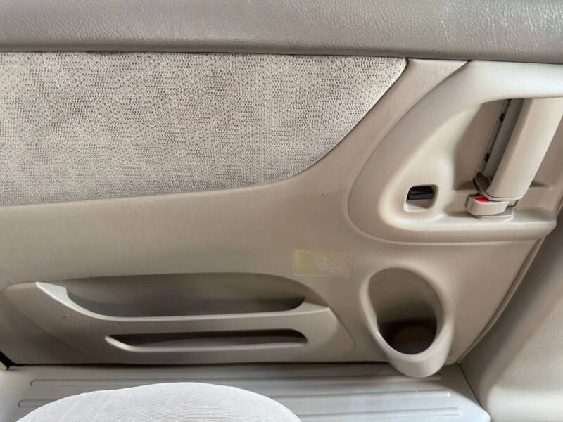 2004 Toyota Sienna XLE Limited 7 Passenger