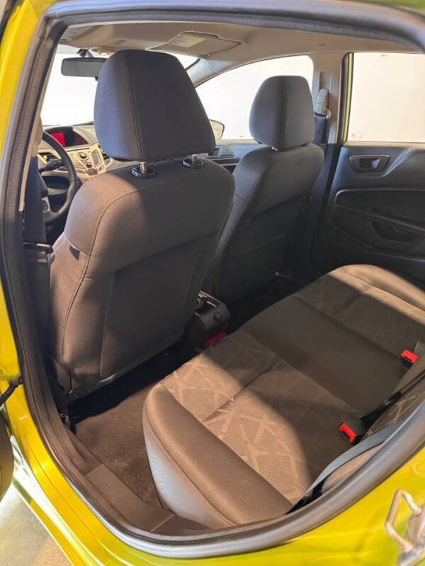 2013 Ford Fiesta SE