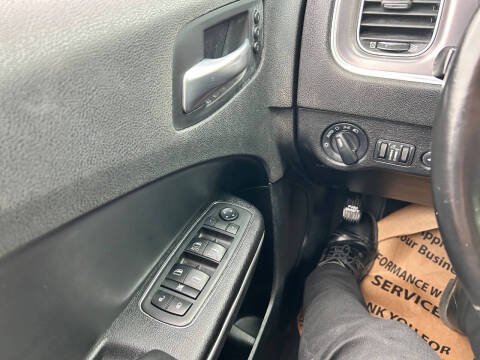2019 Dodge Charger SXT