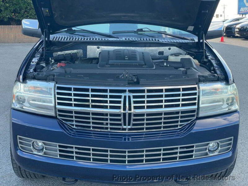 2011 Lincoln Navigator