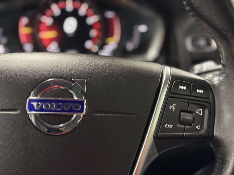 2017 Volvo XC60 T5 Dynamic